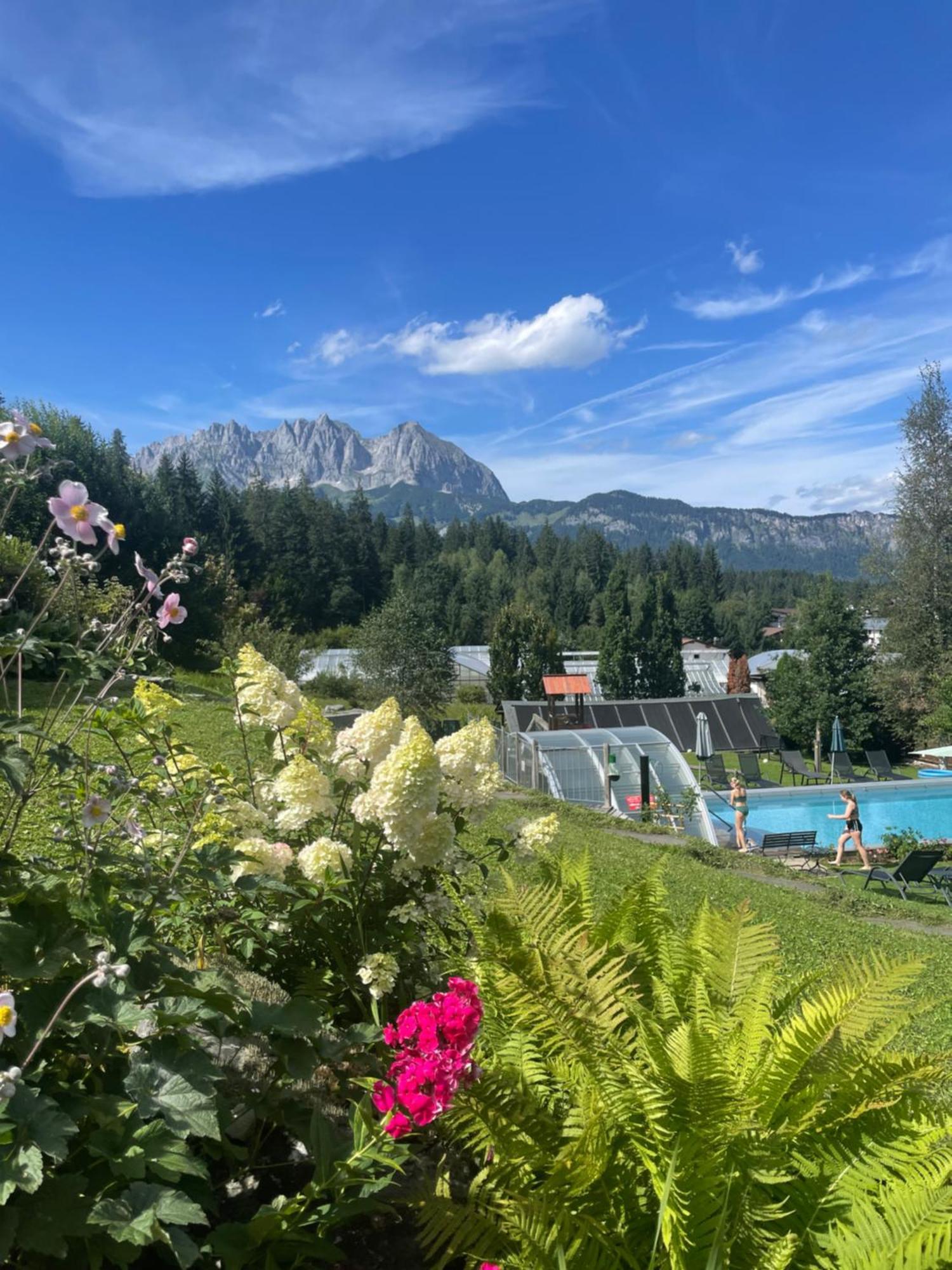 אוברנדורף אין טירול Gartenhotel Rosenhof Bei Kitzbuehel מראה חיצוני תמונה